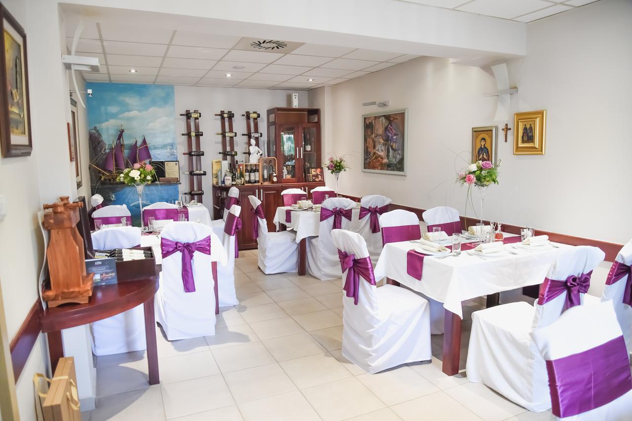 Hotel MK, Plavi restoran, Loznica Exterior foto
